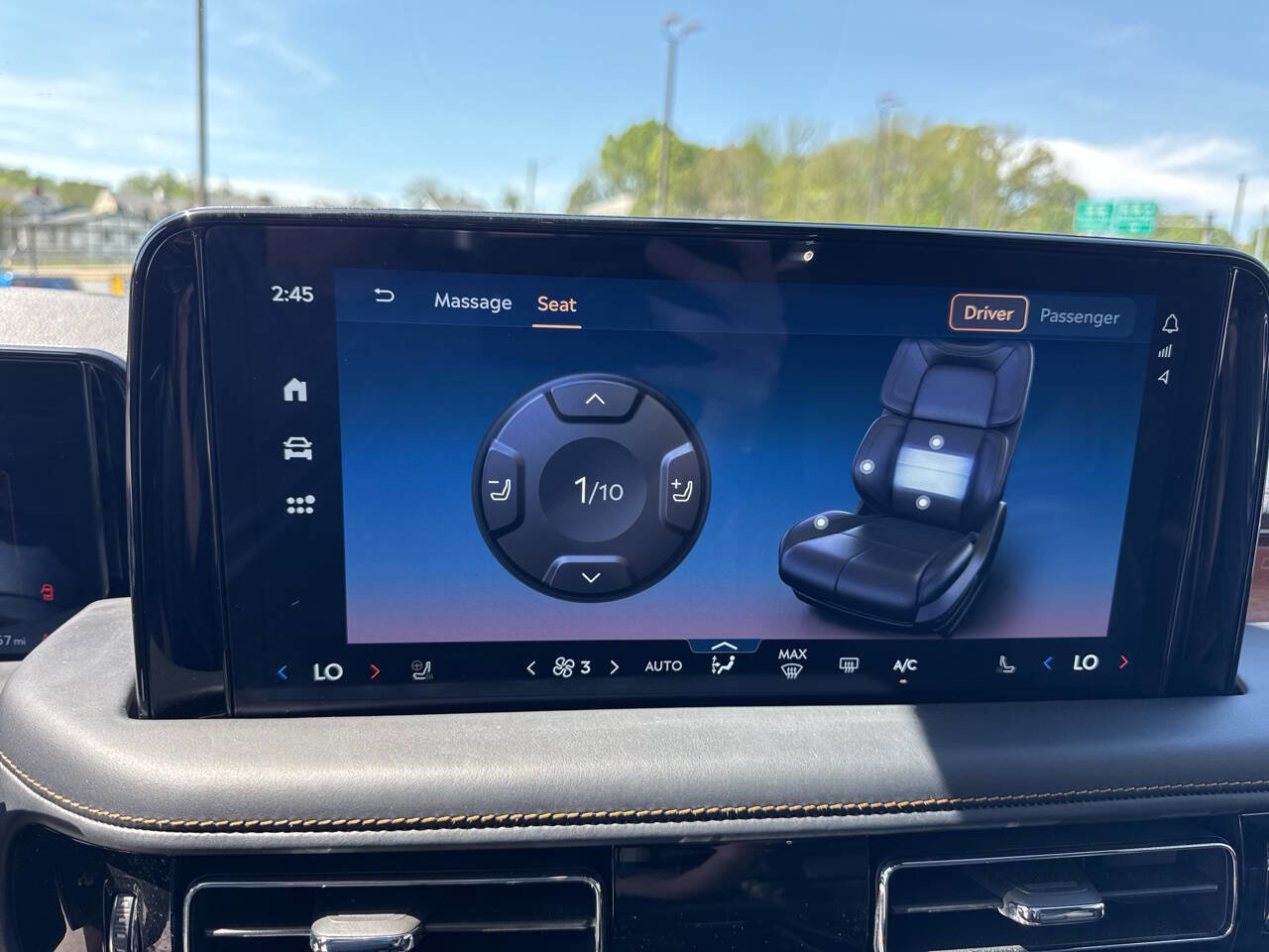 Used 2025 Lincoln Aviator Black Label w/ Jet Appearance Package AWD/4WD image 41