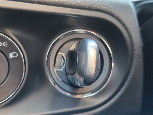 Used 2022 Porsche Macan image 31