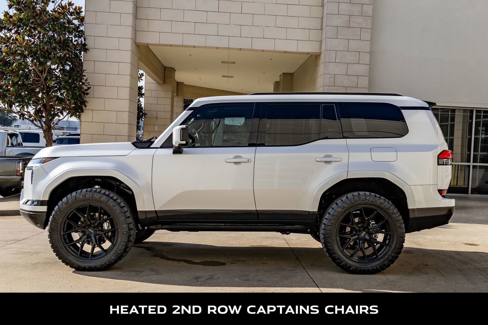 Used 2024 Lexus GX 550 w/ Accessory Package (Z1) image 6