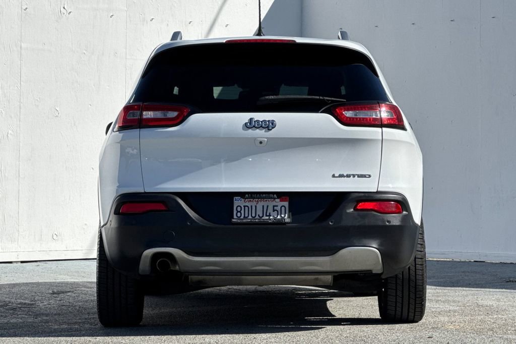 Used 2014 Jeep Cherokee Limited w/ Technology Group image 4