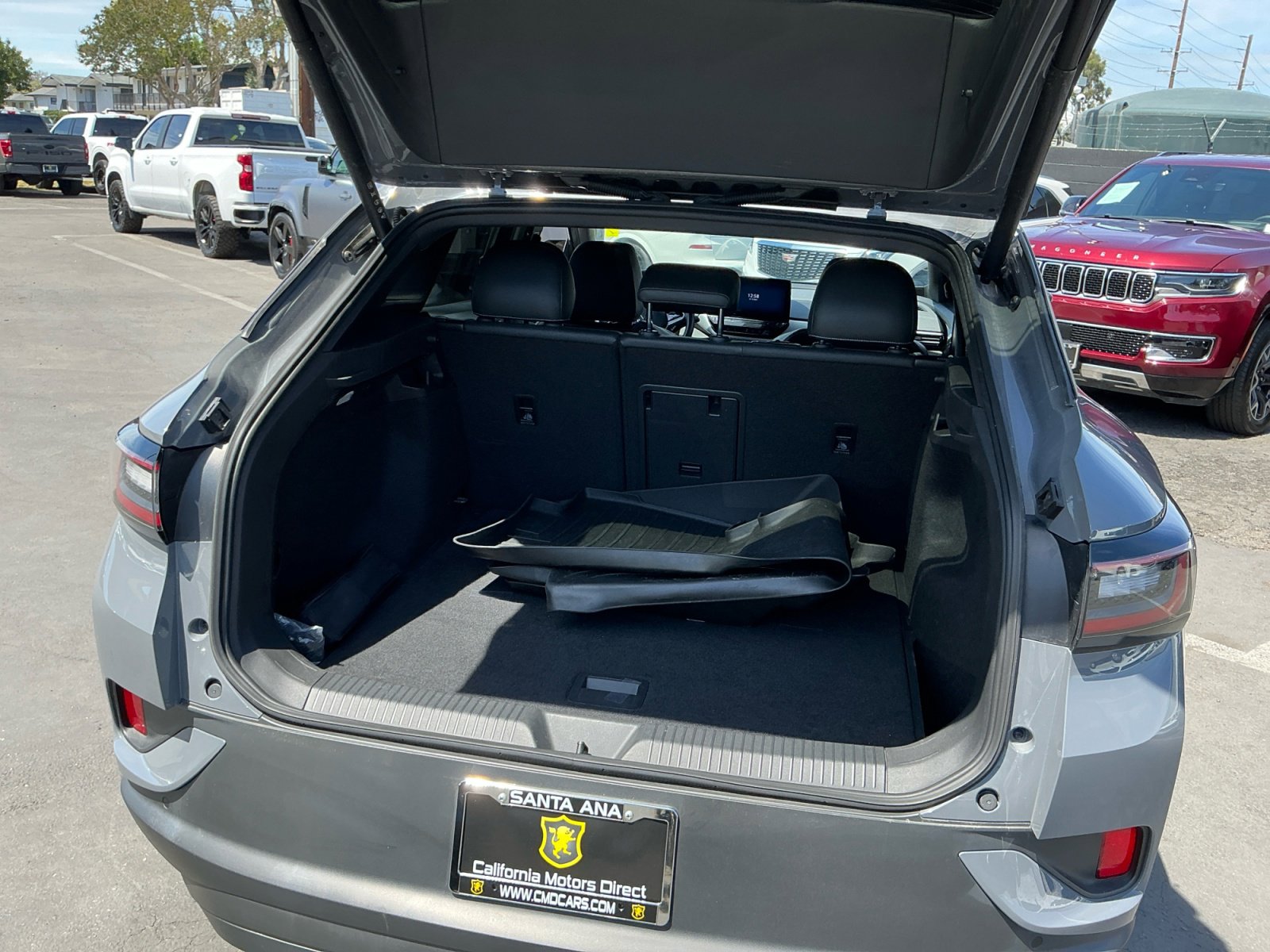 Used 2023 Volkswagen ID.4 S image 22