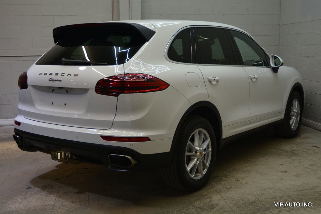 Used 2016 Porsche Cayenne image 4