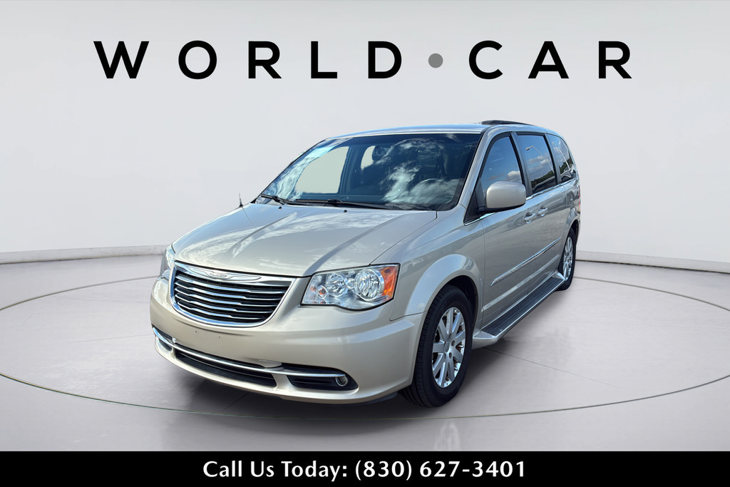 Used 2016 Chrysler Town & Country Touring w/ Trailer Tow Group FWD image 14
