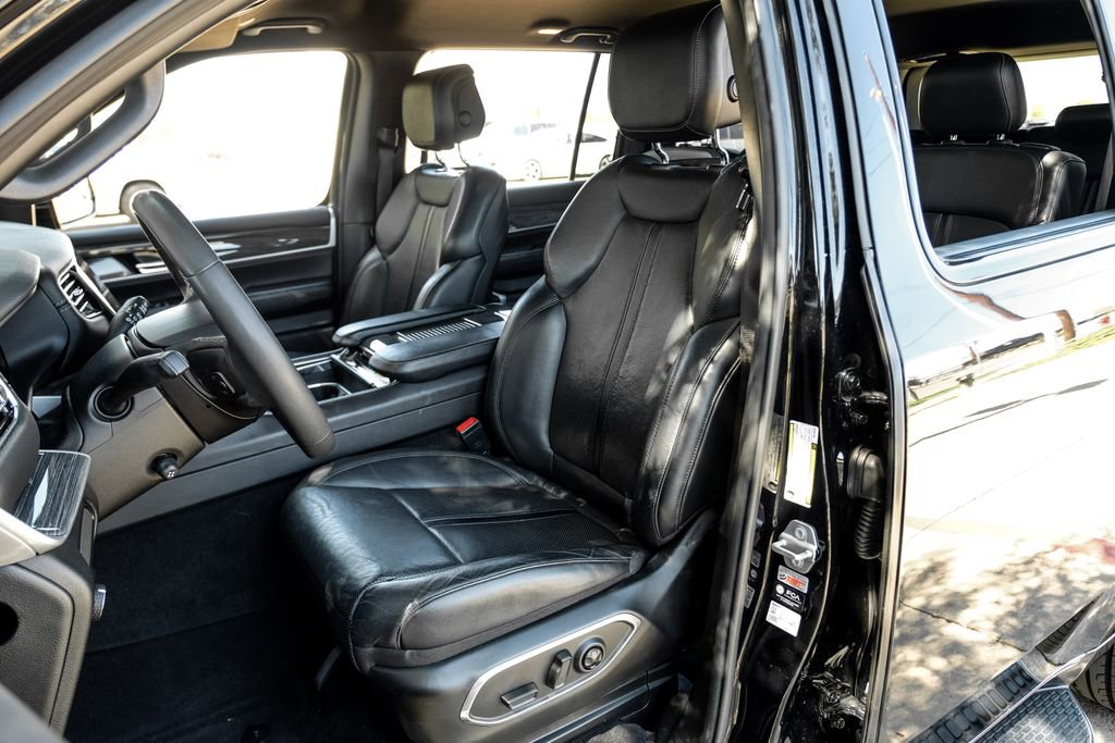 Used 2022 Jeep Wagoneer Series III image 8