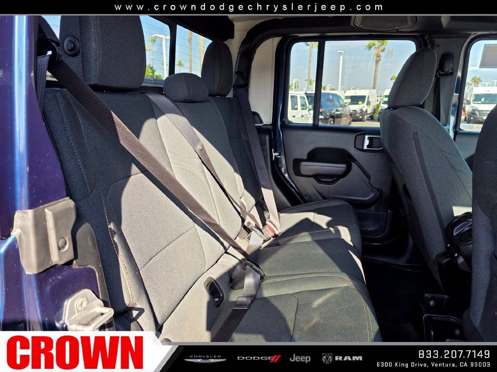 Used 2025 Jeep Gladiator Sport AWD/4WD image 14