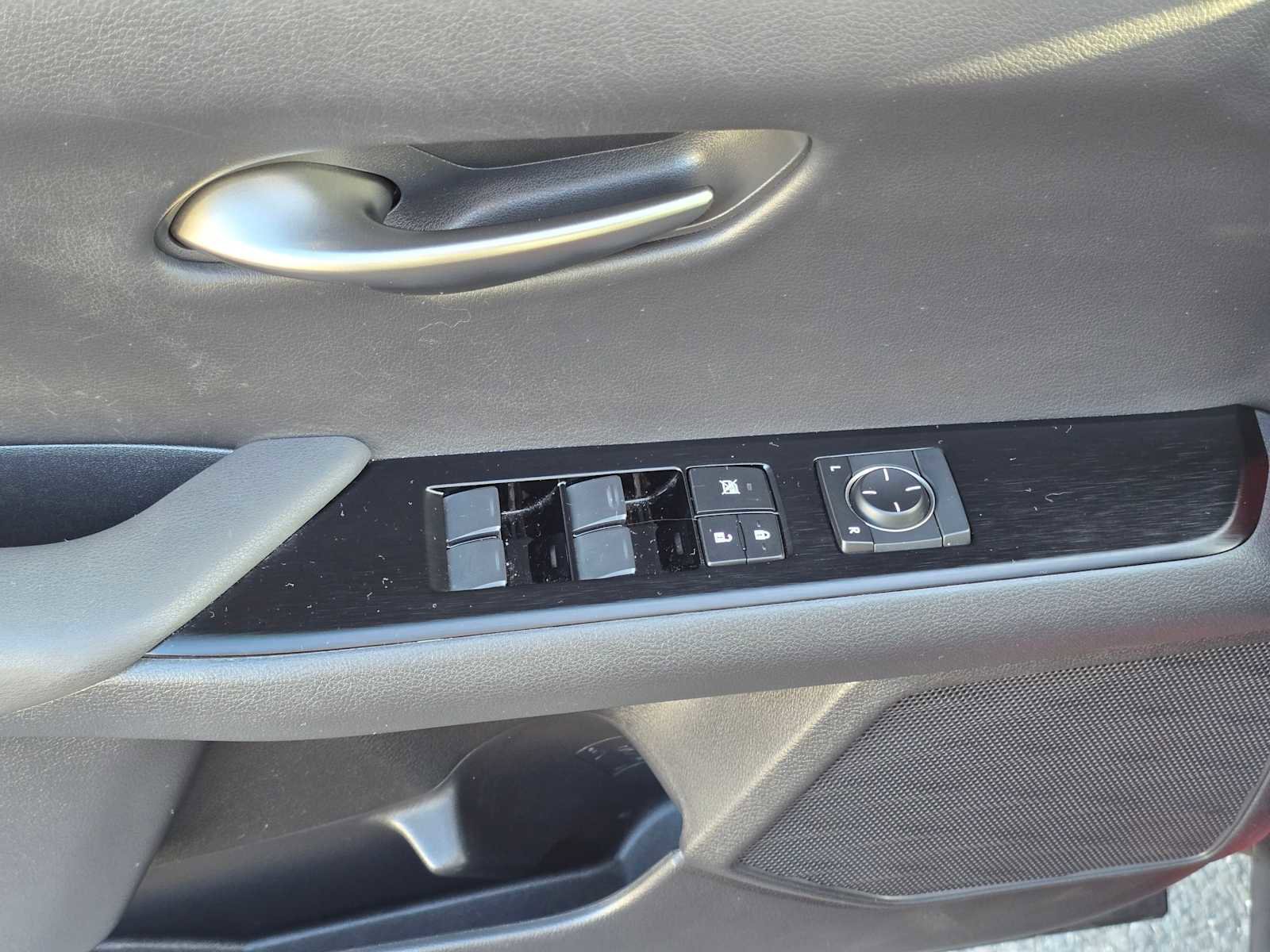 Used 2019 Lexus UX 250h F Sport image 23