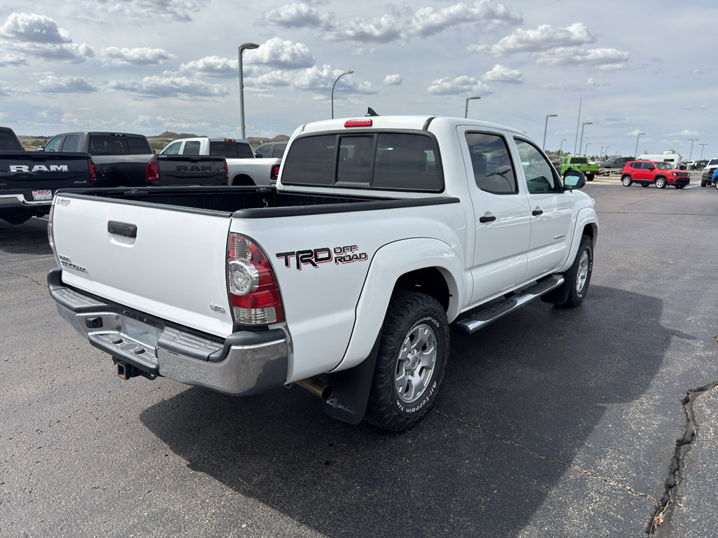 Used 2015 Toyota Tacoma 4x4 Double Cab w/ TRD Off-Road Package image 5