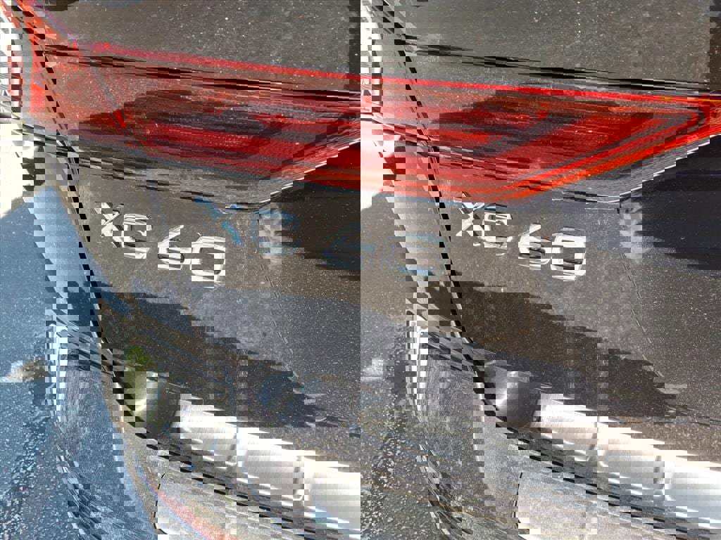 New 2026 Volvo XC60 B5 Plus w/ Protection Package Premier image 6