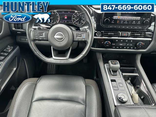 Used 2023 Nissan Pathfinder SL w/ Lighting Package (N92) image 16