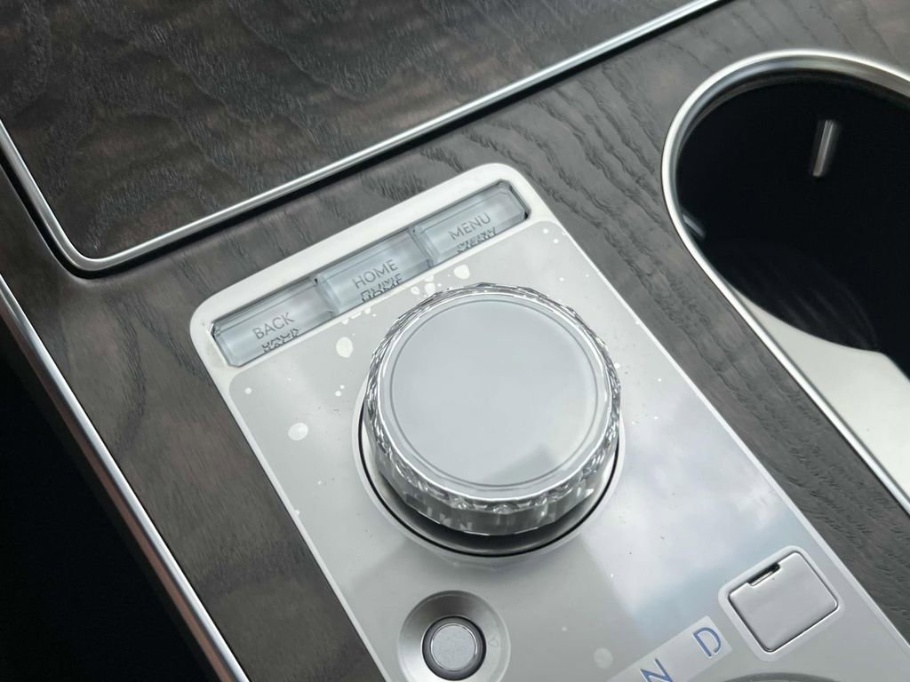 New 2025 Genesis GV80 2.5T Prestige image 31