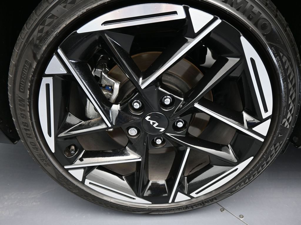 Used 2025 Kia K4 GT-Line w/ GT-Line Premium Package image 42