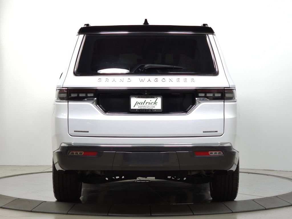 Used 2022 Jeep Grand Wagoneer Series III w/ Rear Seat Video Group 1 AWD/4WD image 7