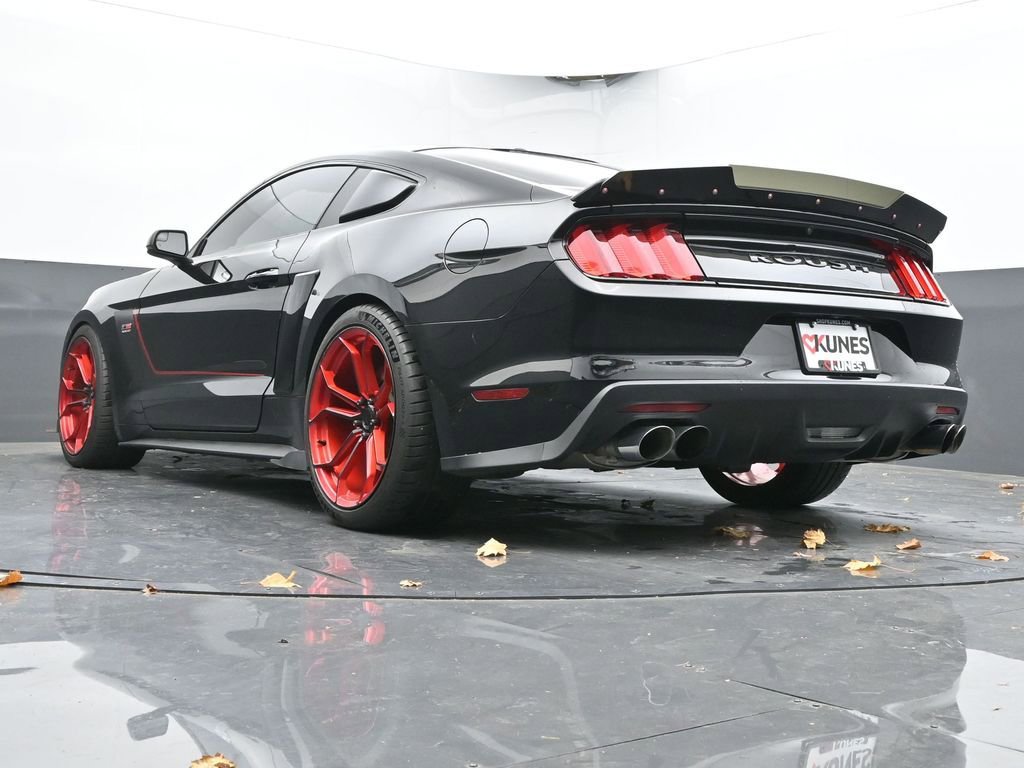 Used 2017 Ford Mustang GT Premium w/ GT Performance Package image 44