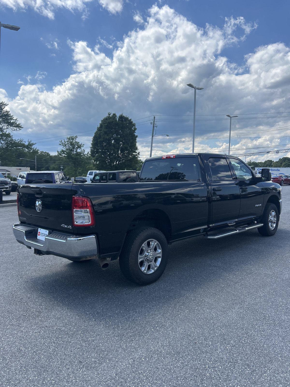 Used 2024 RAM 2500 Big Horn AWD/4WD image 4