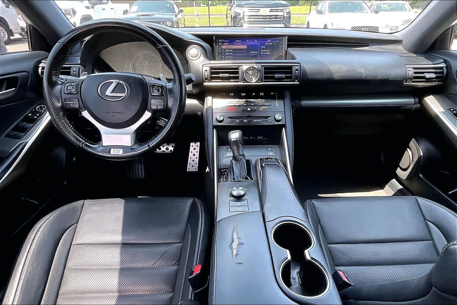 Used 2017 Lexus IS 200t F Sport w/ F Sport Package RWD image 16