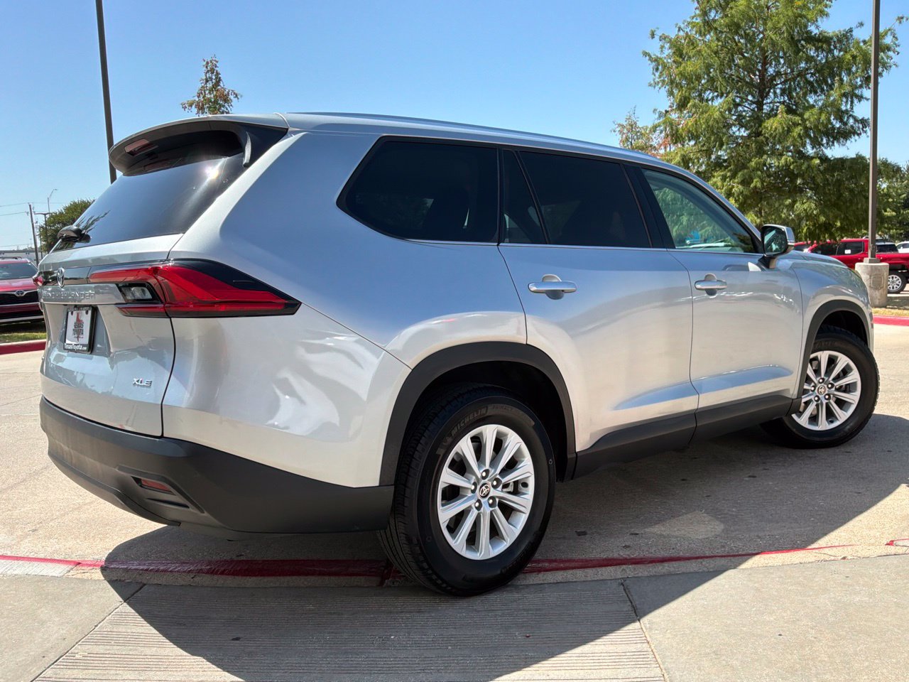 Used 2024 Toyota Grand Highlander AWD image 6