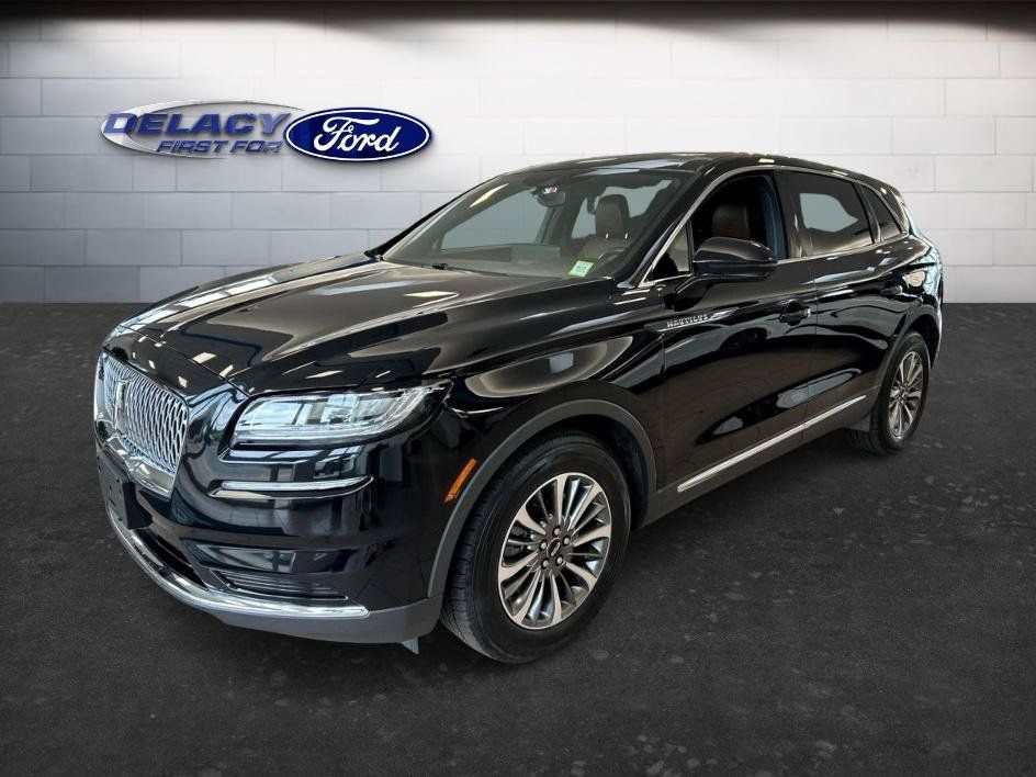 Used 2022 Lincoln Nautilus Reserve AWD/4WD image 1