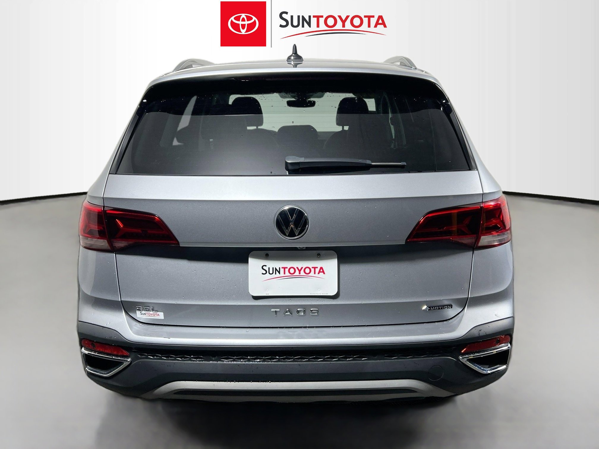 Used 2023 Volkswagen Taos SEL AWD/4WD image 5