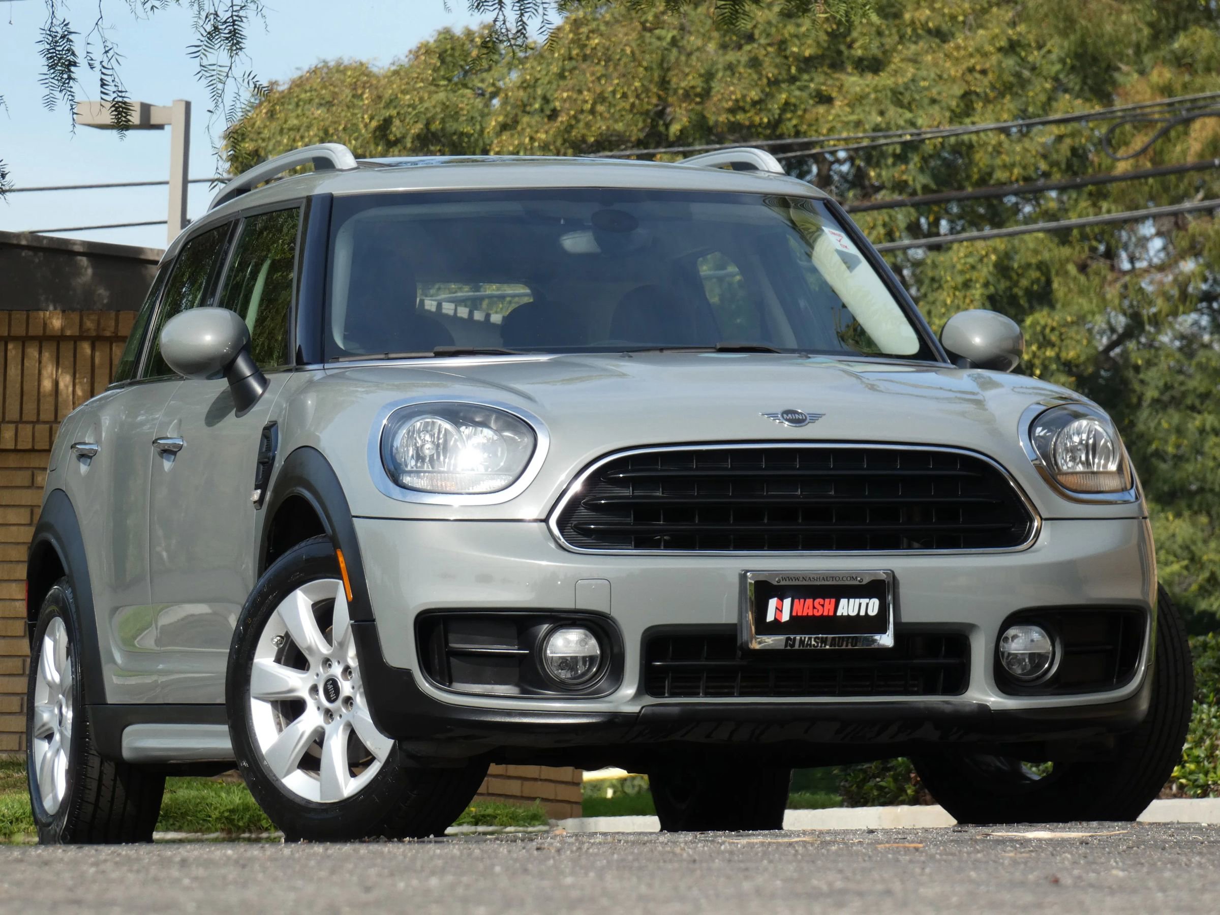 Used 2019 MINI Cooper Countryman image 3
