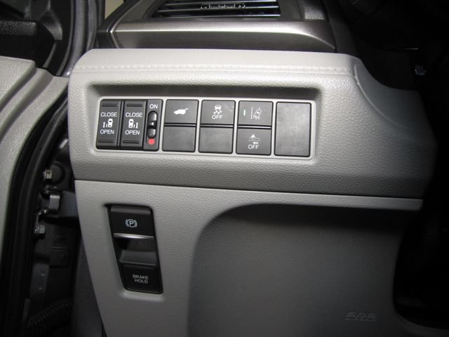 Certified 2018 Honda Odyssey EX-L image 9