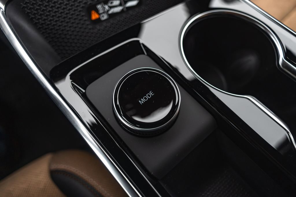 New 2026 Chevrolet Equinox ACTIV w/ Convenience Package III image 12