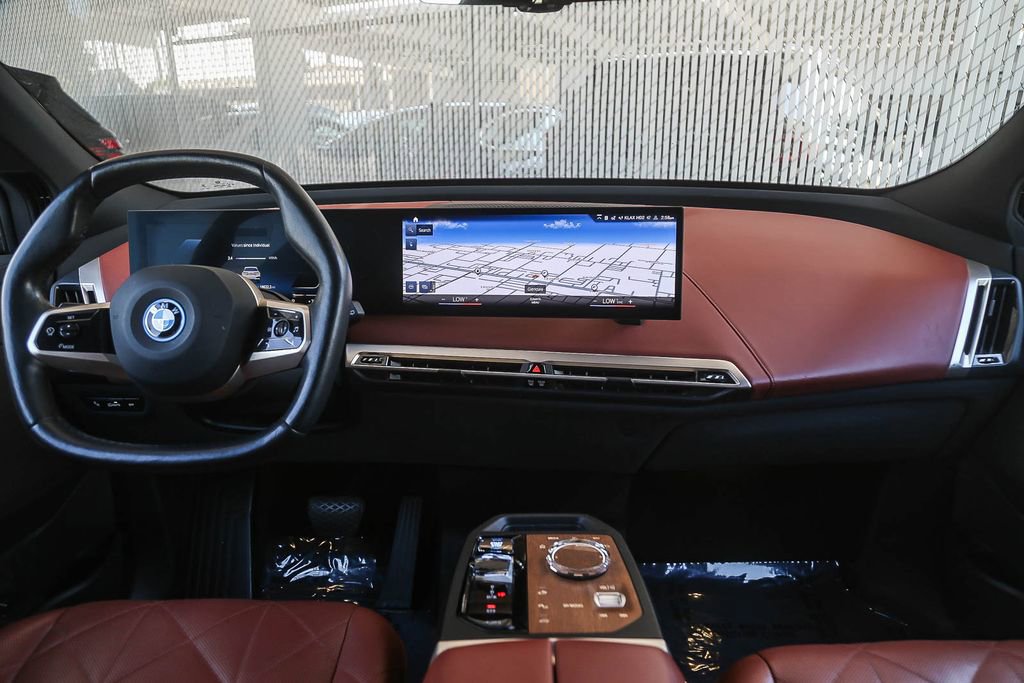 Certified 2023 BMW iX xDrive50 w/ Premium Package AWD/4WD image 9