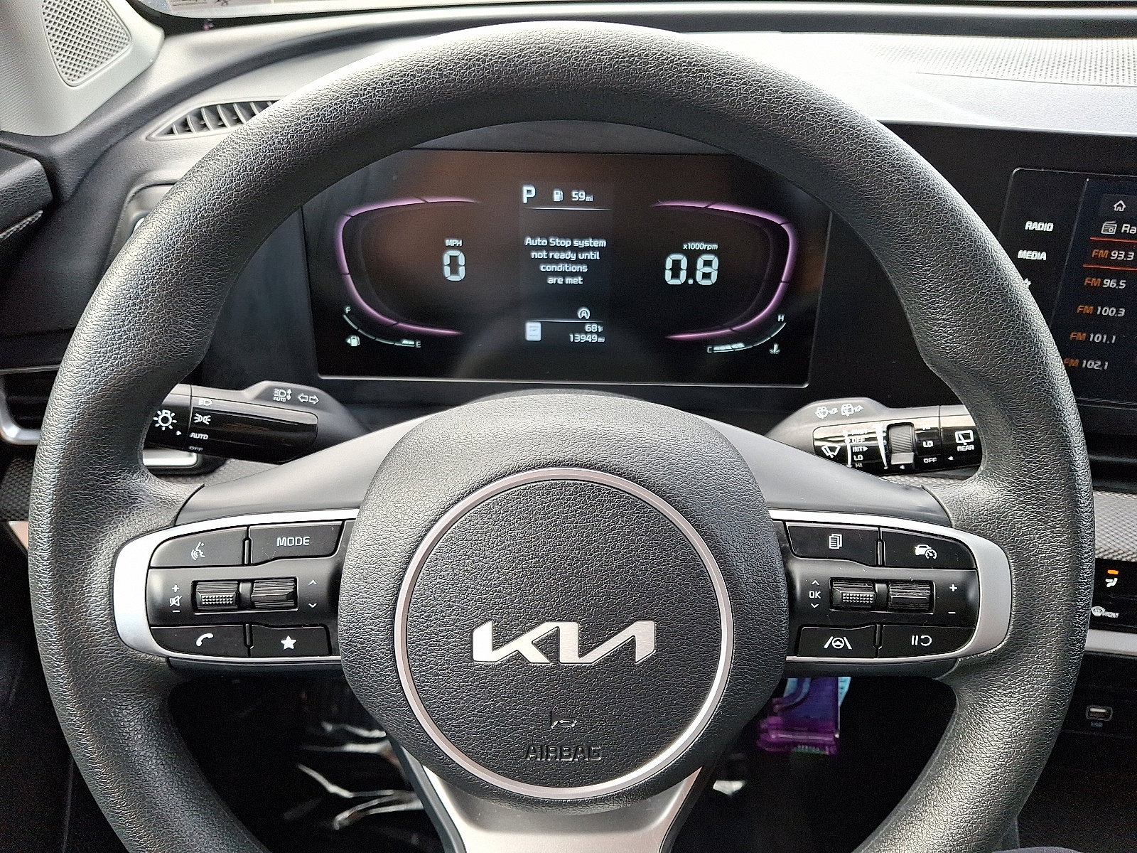 Used 2023 Kia Sportage LX image 18