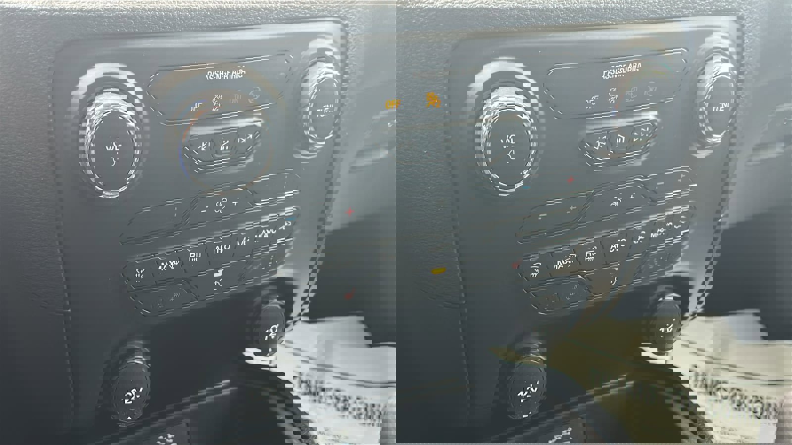 Certified 2023 Ford Ranger XLT w/ Equipment Group 302A High image 24