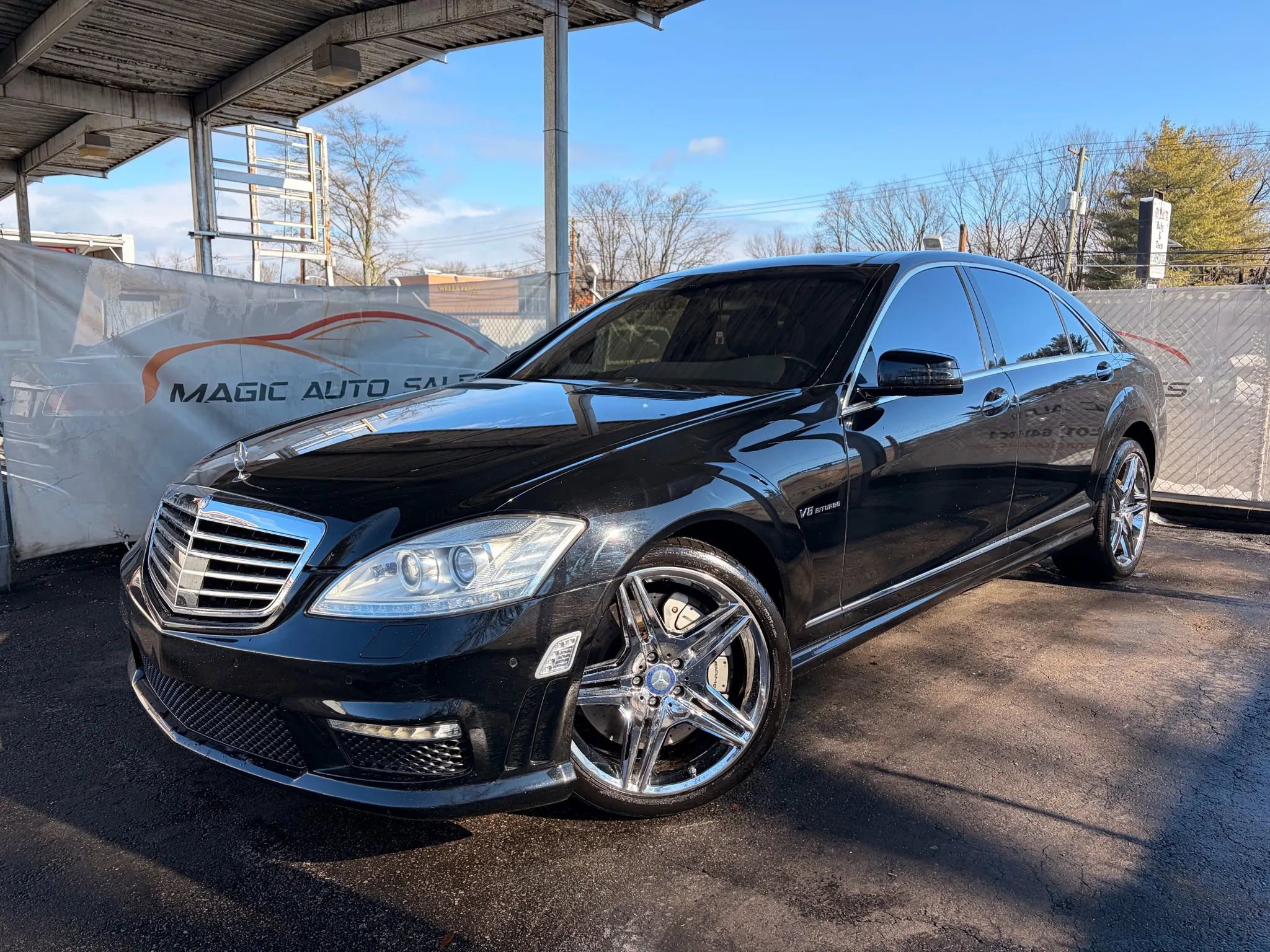 Used 2011 Mercedes-Benz S 63 AMG image 3