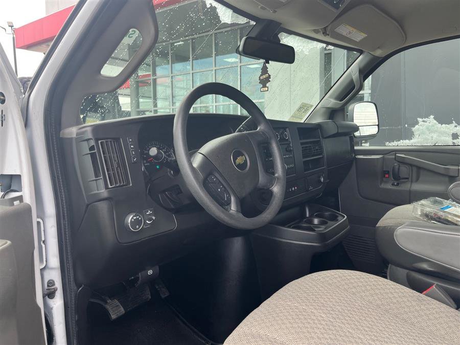 Used 2020 Chevrolet Express 3500 LT w/ LT Preferred Equipment Group image 12