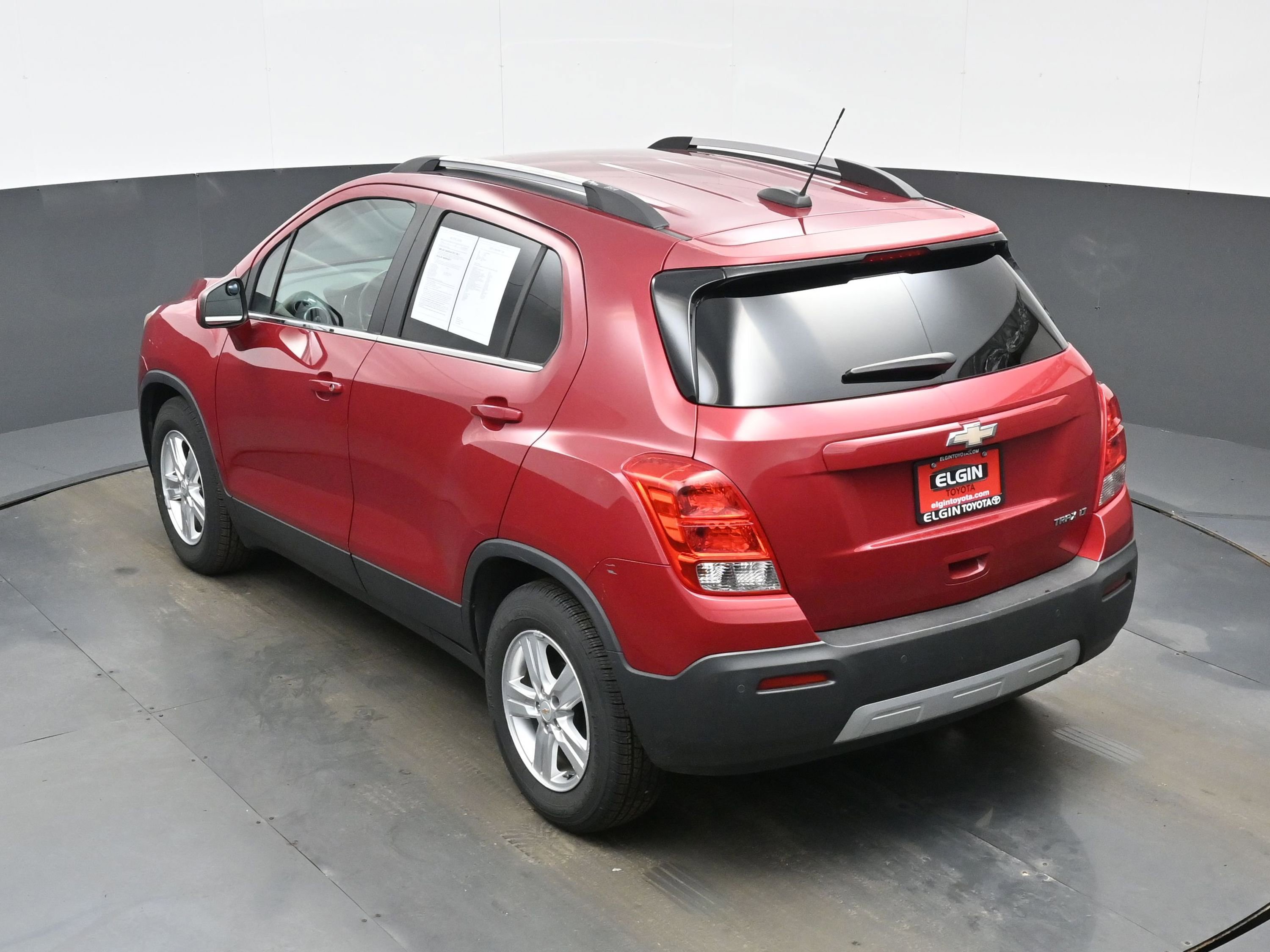 Used 2015 Chevrolet Trax LT w/ LT Plus Package FWD image 37