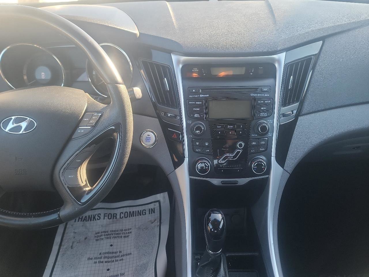 Used 2012 Hyundai Sonata Limited FWD image 16