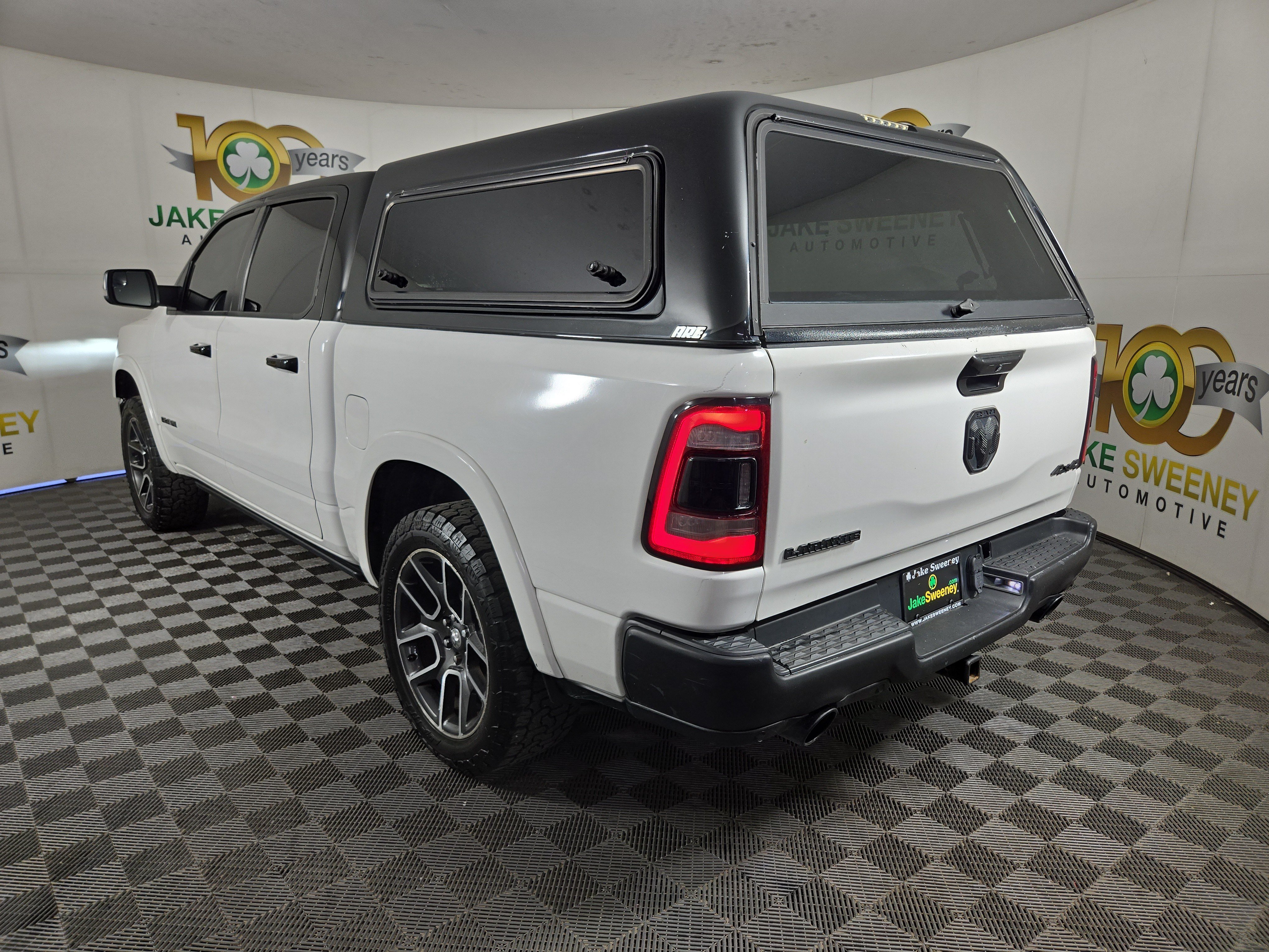 Used 2019 RAM 1500 Laramie AWD/4WD image 6
