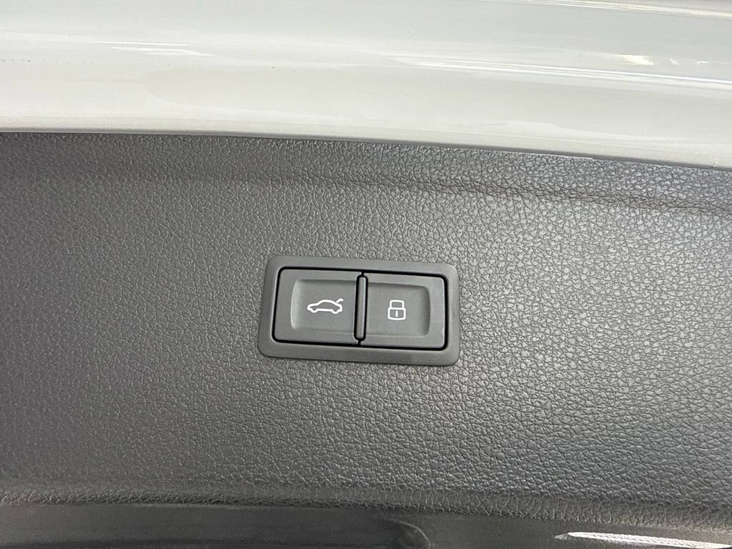 Used 2025 Audi Q5 2.0T Premium AWD/4WD image 4