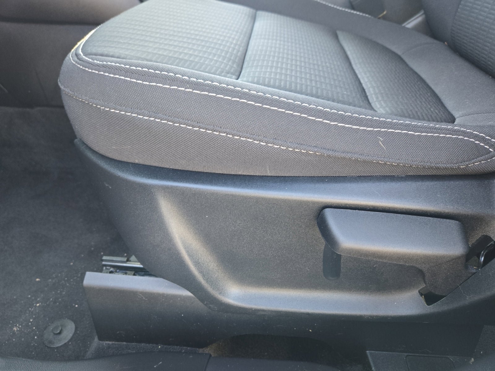 Used 2023 Ford Escape AWD image 12
