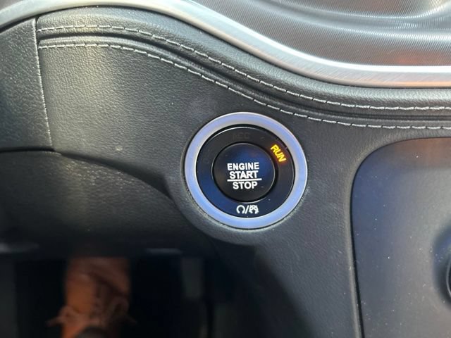 Used 2022 Dodge Charger R/T w/ Plus Group RWD image 21
