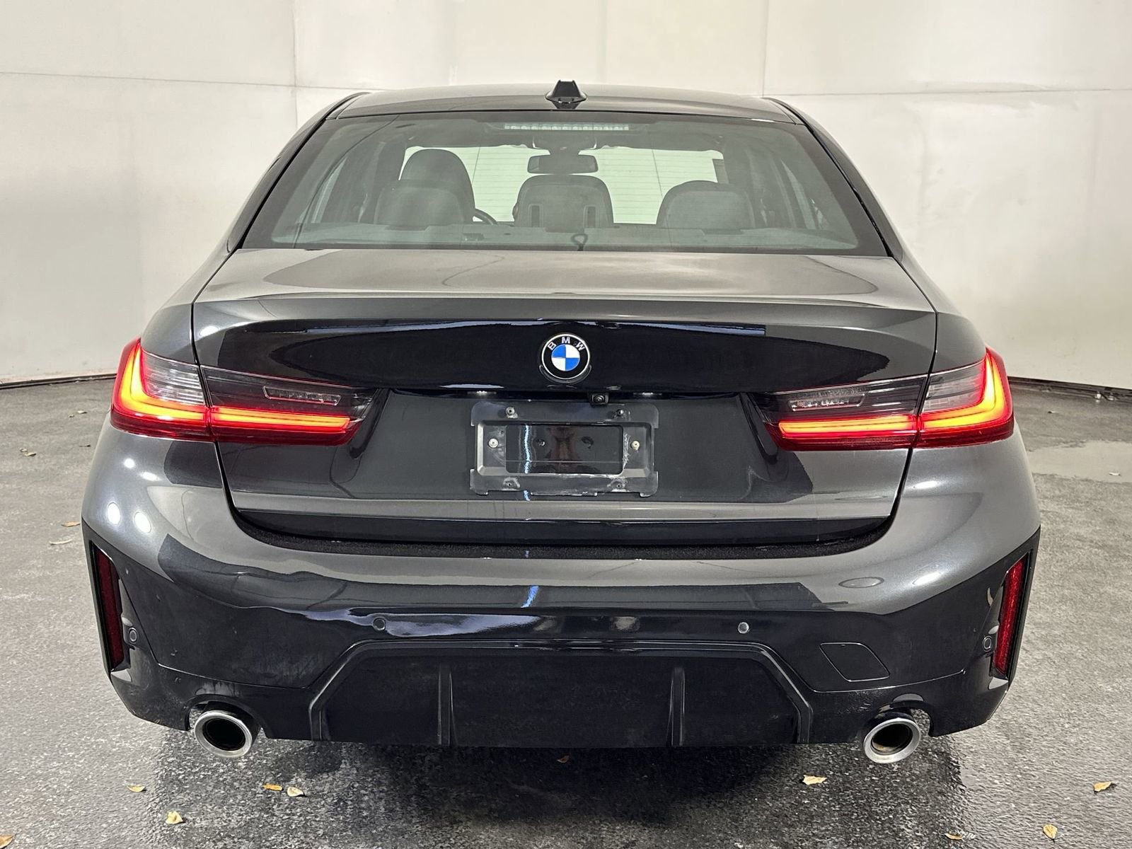 Used 2026 BMW 330i xDrive Sedan image 7