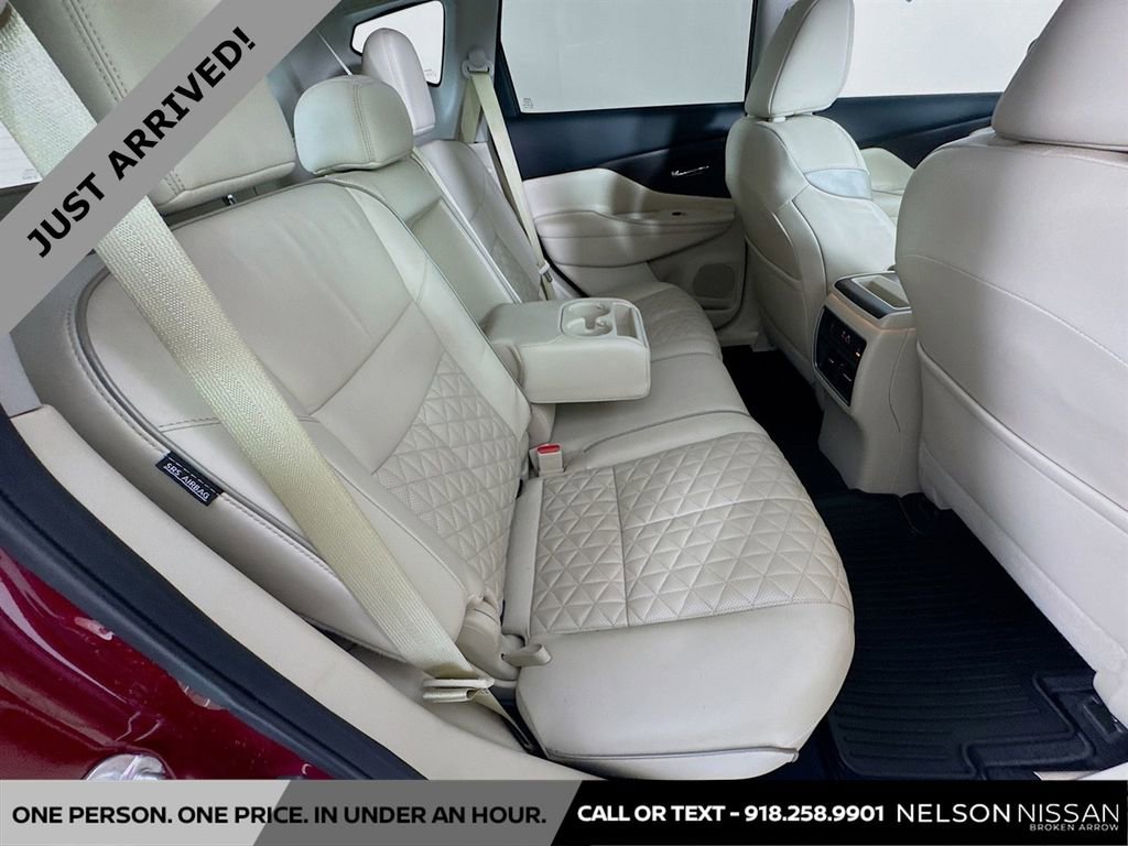 Certified 2019 Nissan Murano Platinum w/ Cargo Package image 29