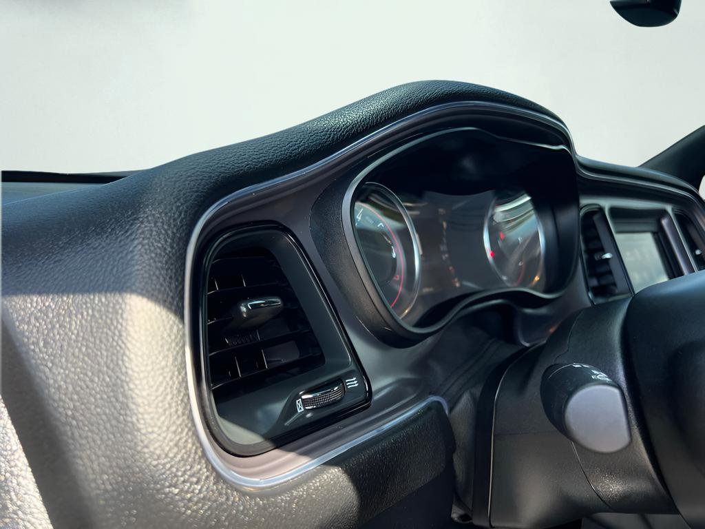 Used 2023 Dodge Challenger R/T image 33