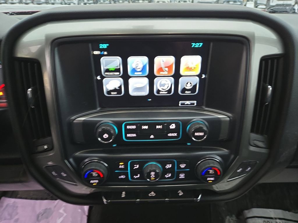 Used 2018 Chevrolet Silverado 1500 LT w/ All Star Edition image 13