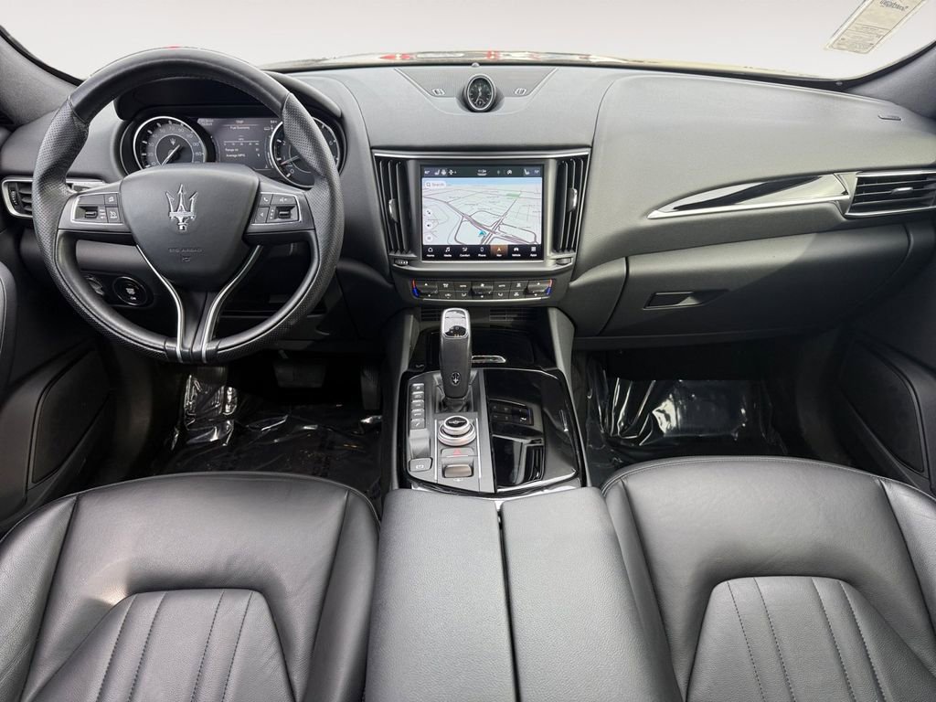 Used 2021 Maserati Levante image 30