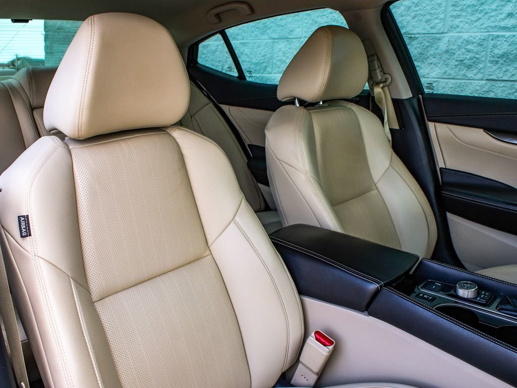 Used 2020 Nissan Maxima 3.5 SV w/ Floor Mat Group FWD image 39