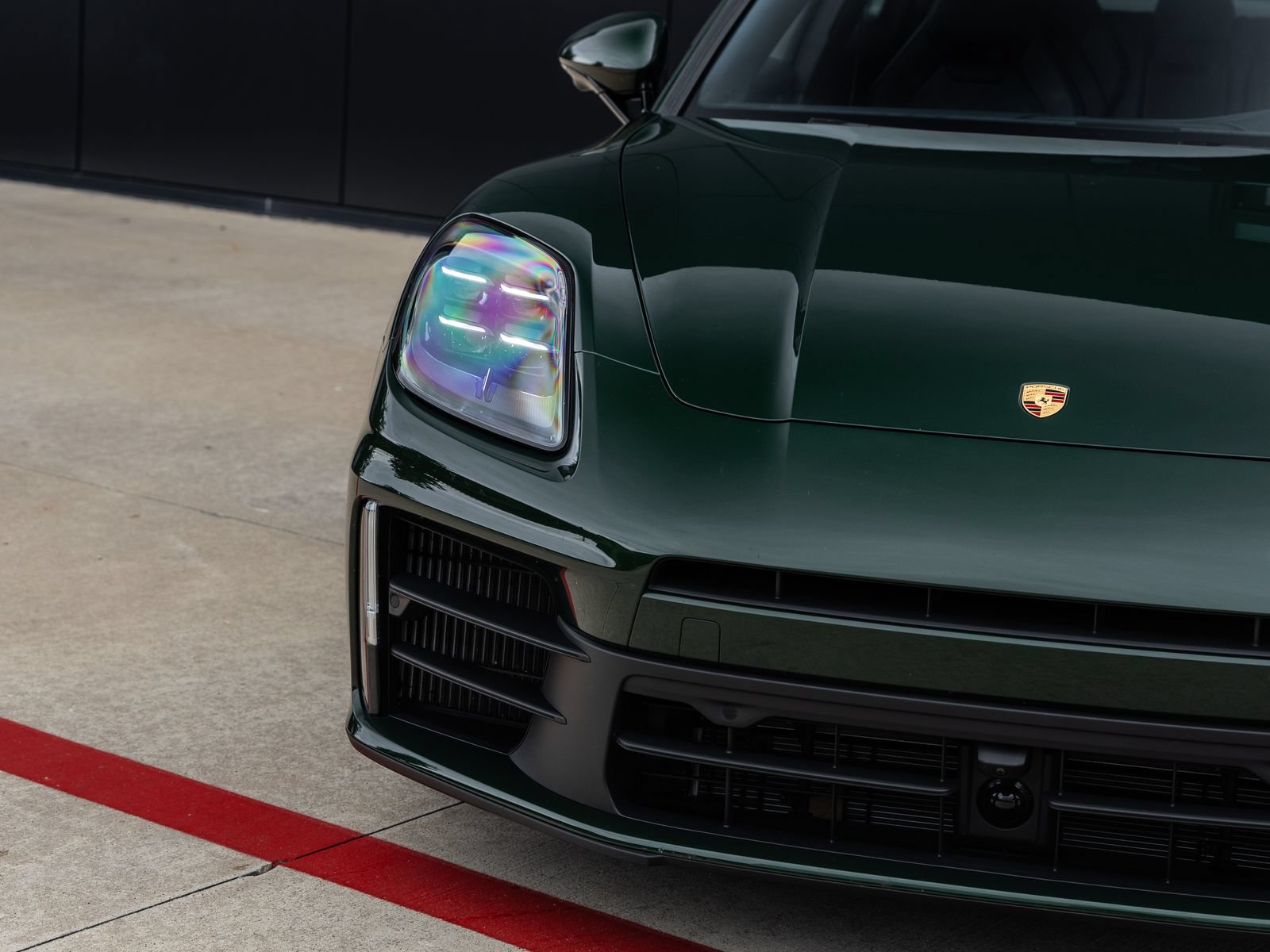 Certified 2025 Porsche Panamera image 19
