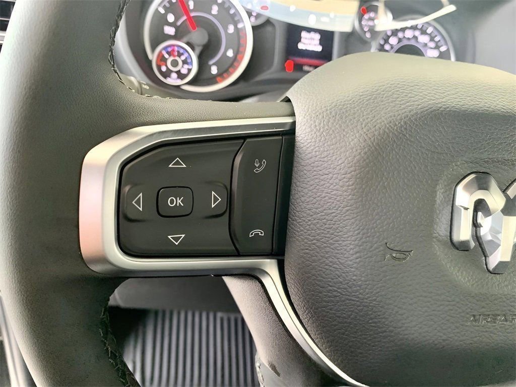 New 2026 RAM 2500 Big Horn AWD/4WD image 34