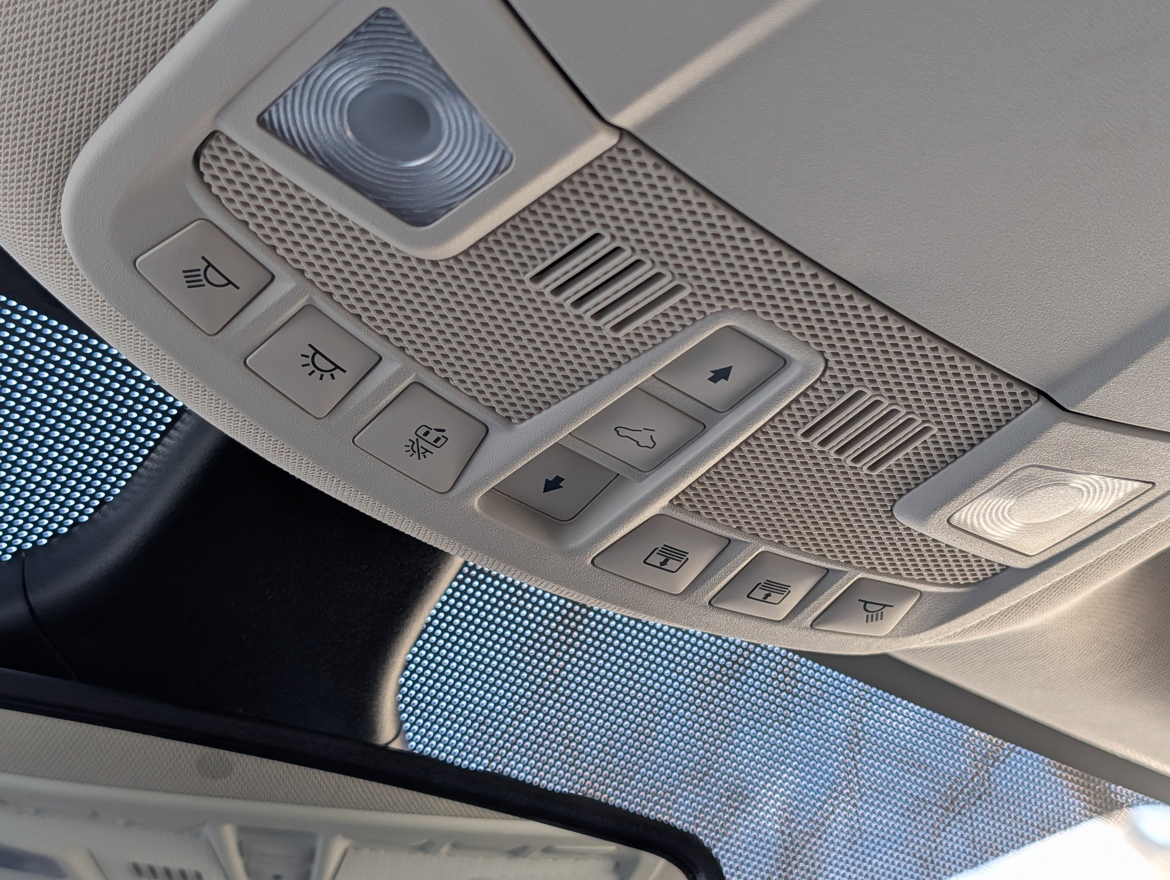 Used 2021 Ford Edge Titanium image 23