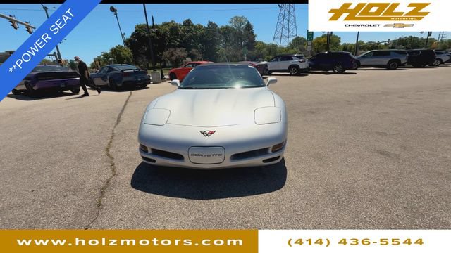 Used 2000 Chevrolet Corvette Convertible w/ Memory Pkg RWD image 3