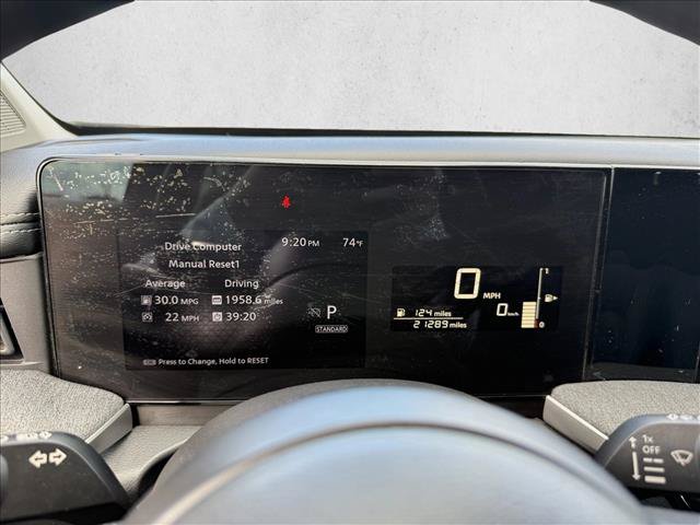 Used 2025 Nissan Kicks SV FWD image 15