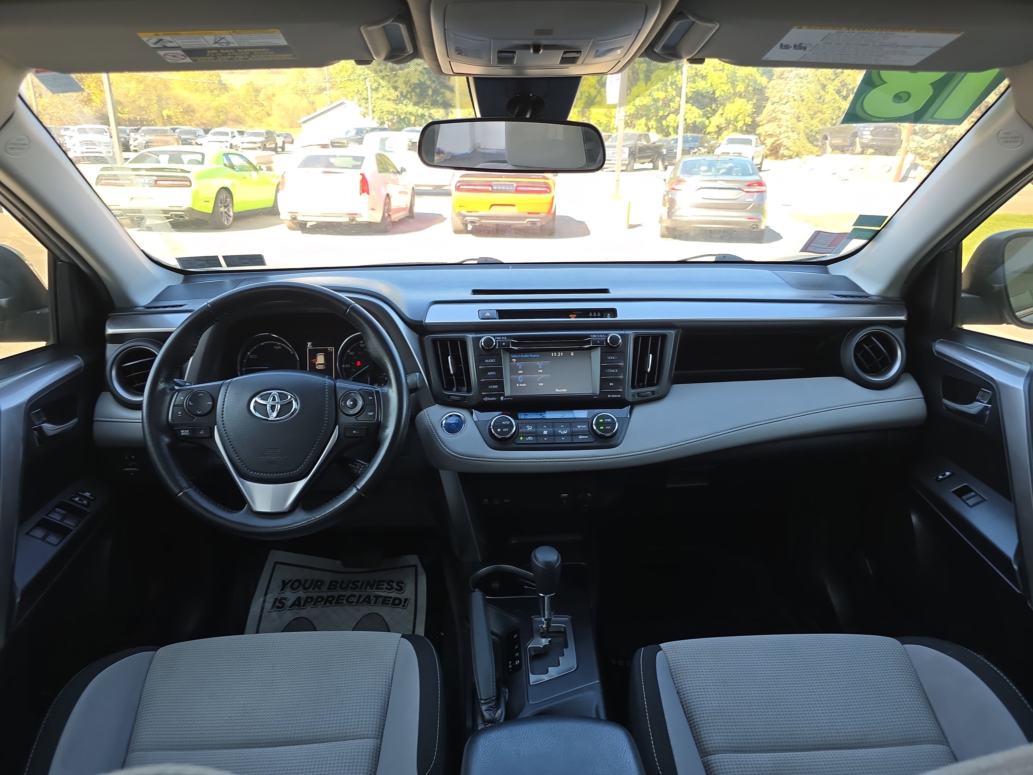 Used 2018 Toyota RAV4 XLE image 16