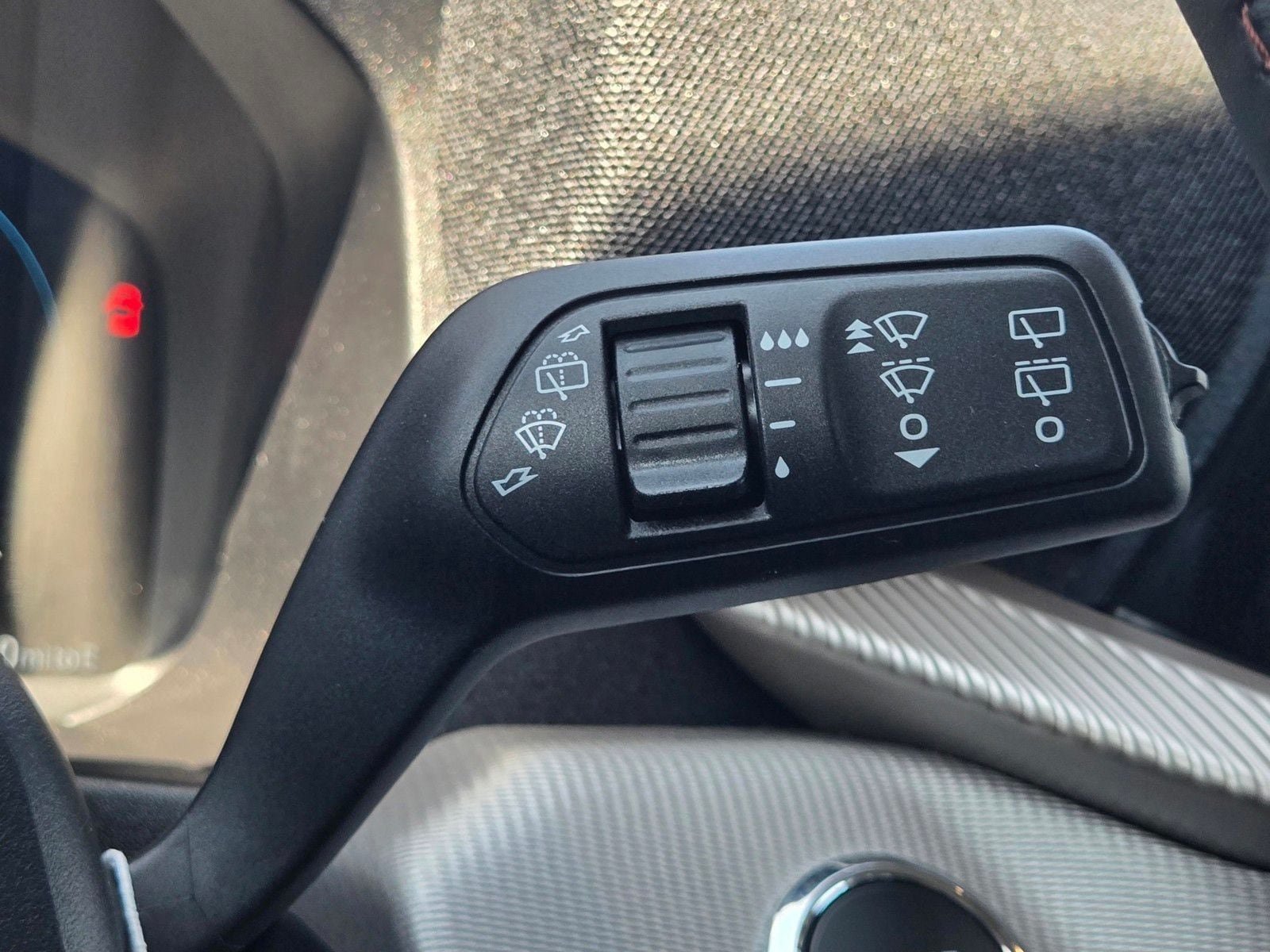 New 2026 Ford Explorer Active AWD/4WD image 23