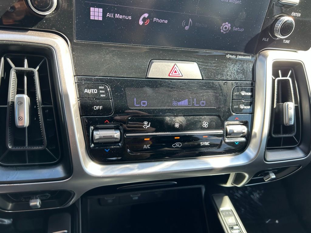 Used 2021 Kia Sorento S image 26